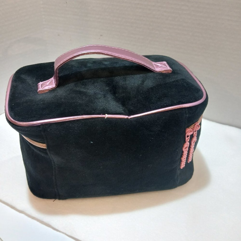 Juicy Couture Women's Cosmetics Train Case Black Velour with Pink rhinestones - Picture 6 of 7